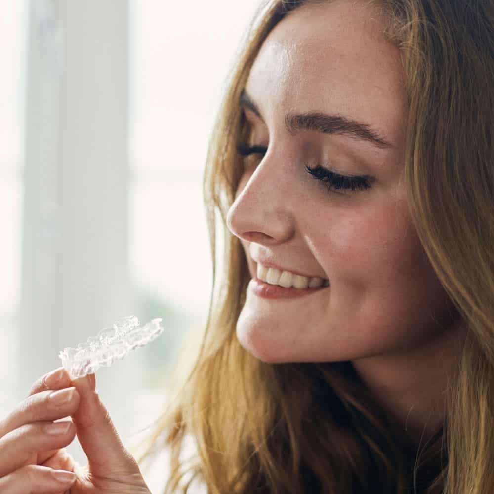 invisalign-smil-patient invisalign